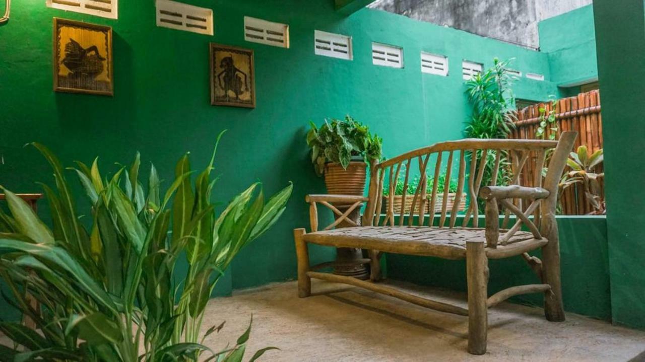 Bilik Bamboo Hostel Yogyakarta Eksteriør bilde